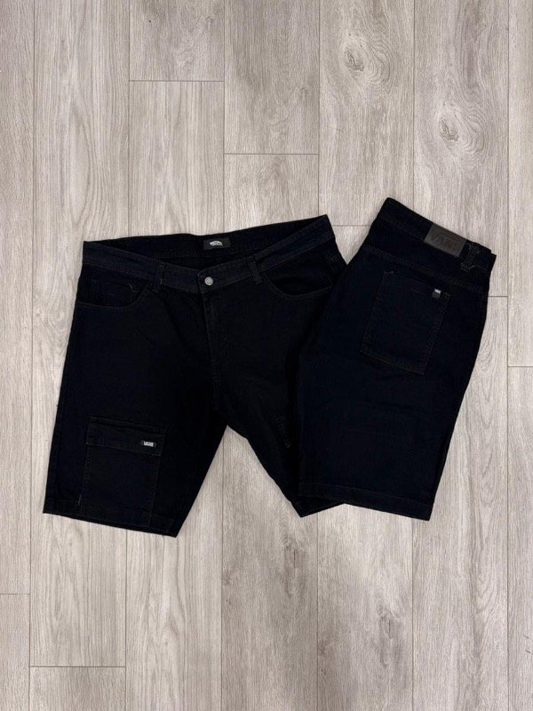 Producto - BERMUDA TALLE ESPECIAL VANS