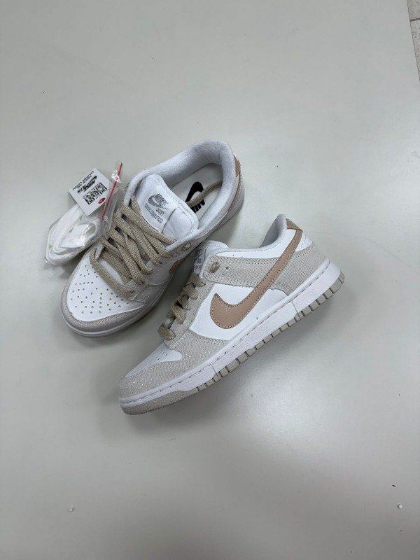Producto - Nike Dunk Glitter