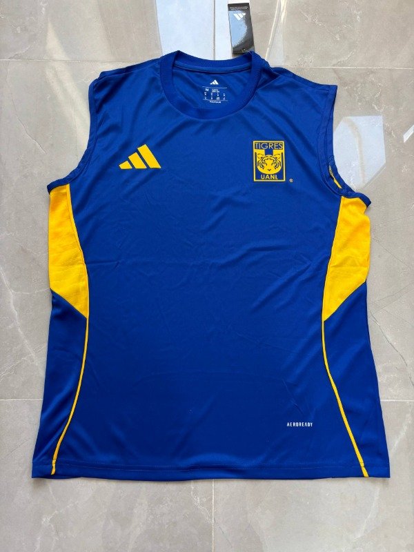 Producto - Musculosa de entrenamiento Tigres de Mexico 25/26