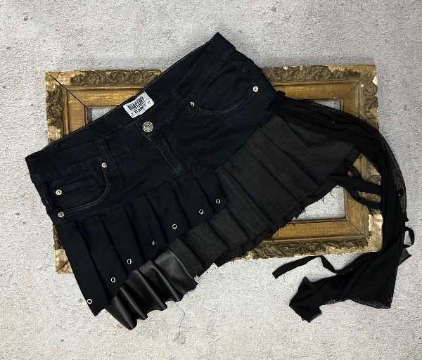 Producto - Pollera mini punk