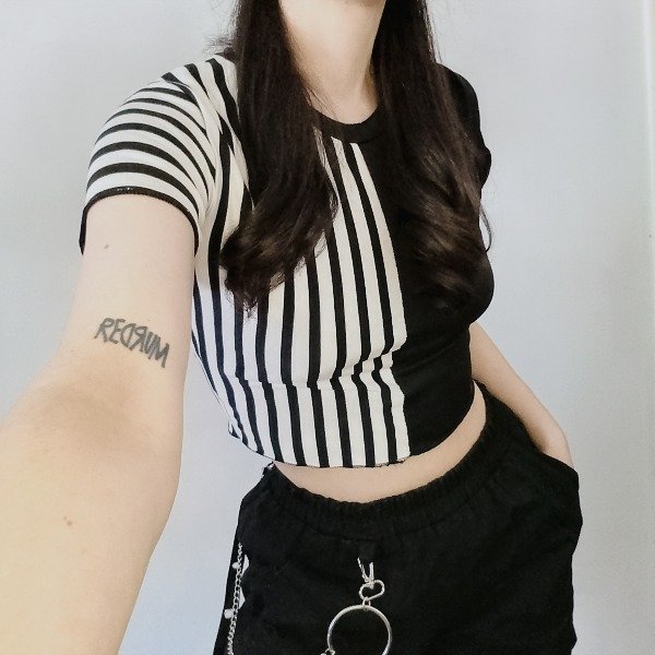 Producto - Top Beetlejuice