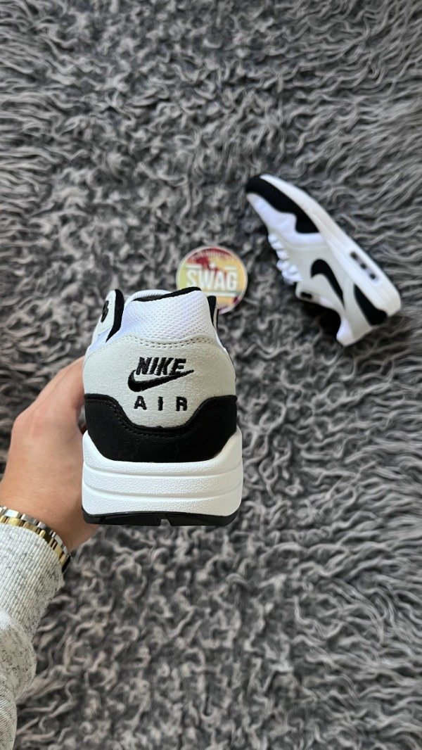 Producto - AIR MAX 1 CLASSIC BLACK AND WHITE - 2