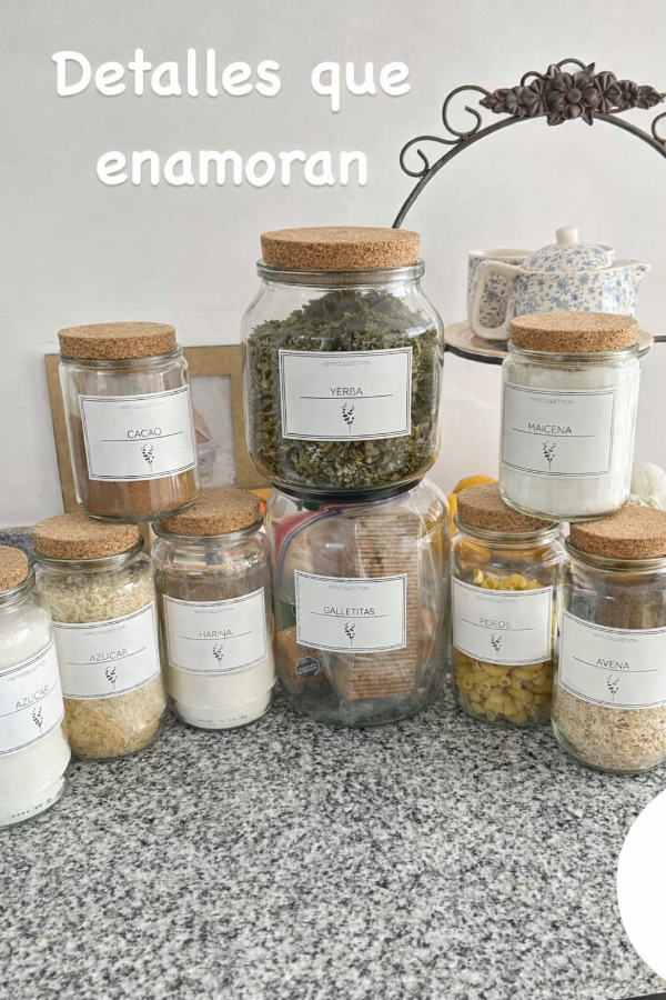 Producto - Como de 8 frascos tapas de corcho