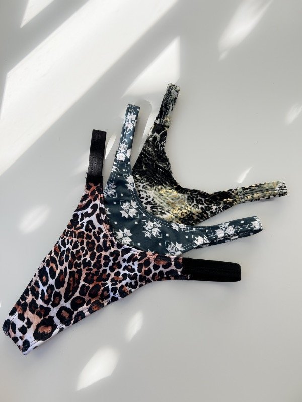 Producto - PACK LESS V ESTAMPAS x3