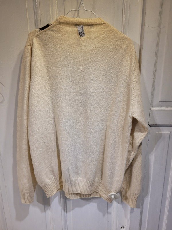 Producto - Sweater KEVINGSTON beige con rombos Talle XXL - PRECIO: 54X - 1