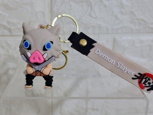 Producto - Llavero Inosuke chibi Demon Slayer con logo Goma 3D