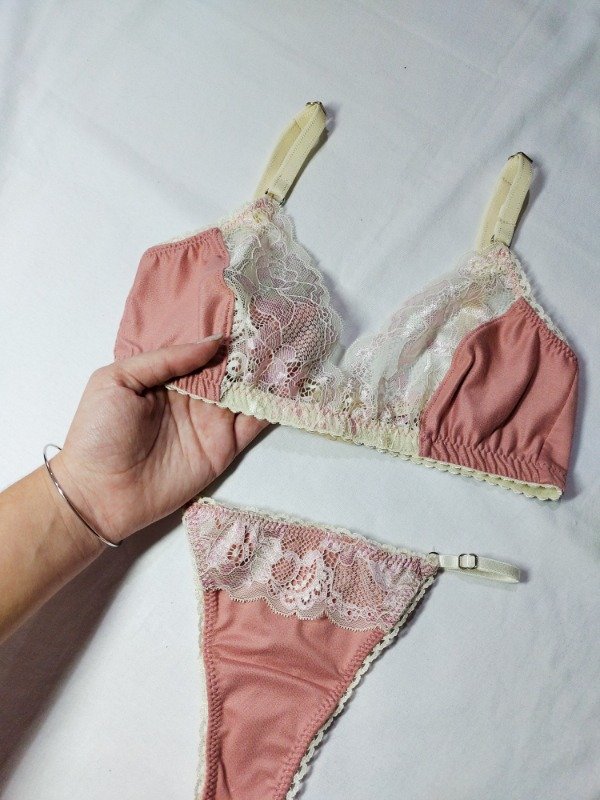 Producto - Conjunto GEMA algodón + encaje con less regulable