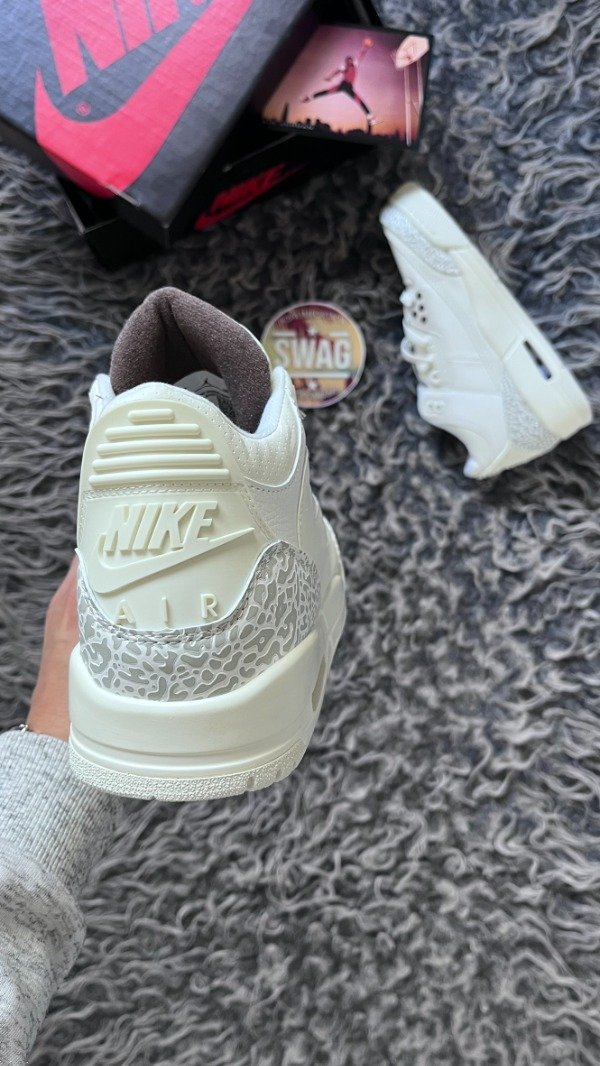 Producto - JORDAN RETRO 3 x TRAVIS SCOTT SAIL - 2