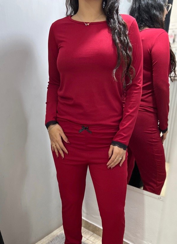 Producto - Pijama mangas largas rojo