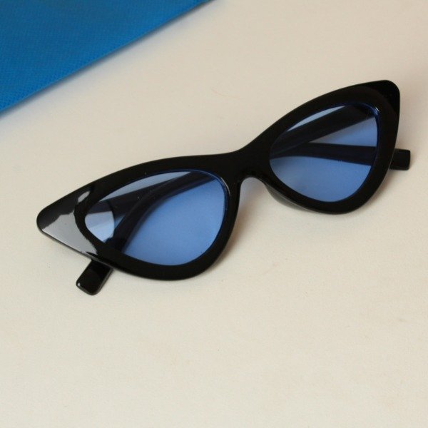 Lentes Lolita negro vidrio azul - FeriaImprovisada