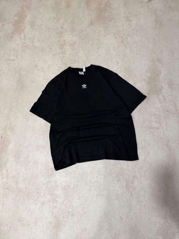 Producto - Remera Adidas T.M Original (Ver fotos)