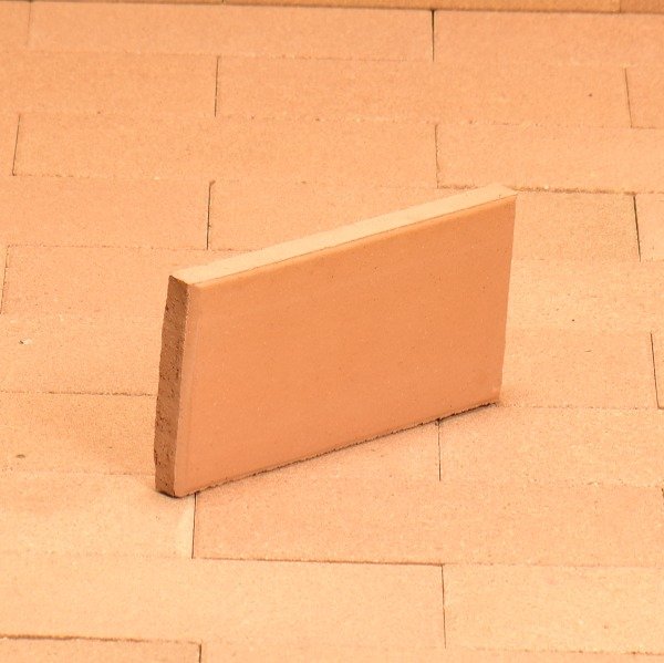 Producto - Tejuelas refractarias Cregar de 20 mm naturales
