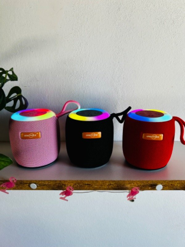 Producto - Parlante Bluetooth con luces (+ colores) - 1