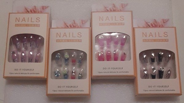 Producto - Uñas postizas decoradas Q U17 DNB 9/25