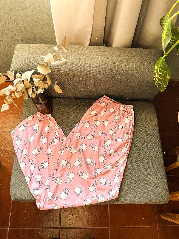 Producto - Pantalón Pijama Tazas TALLE L - 2