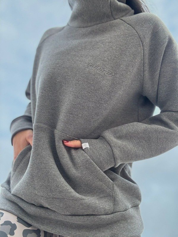 Producto - BUZO FRISADO CUELLO ALTO - GRIS MELANGE