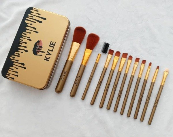 Producto - Set de 12 brochas con estuche Kylie - 1