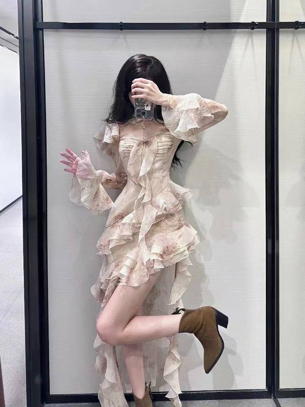 Producto - vestido nude con lazos
