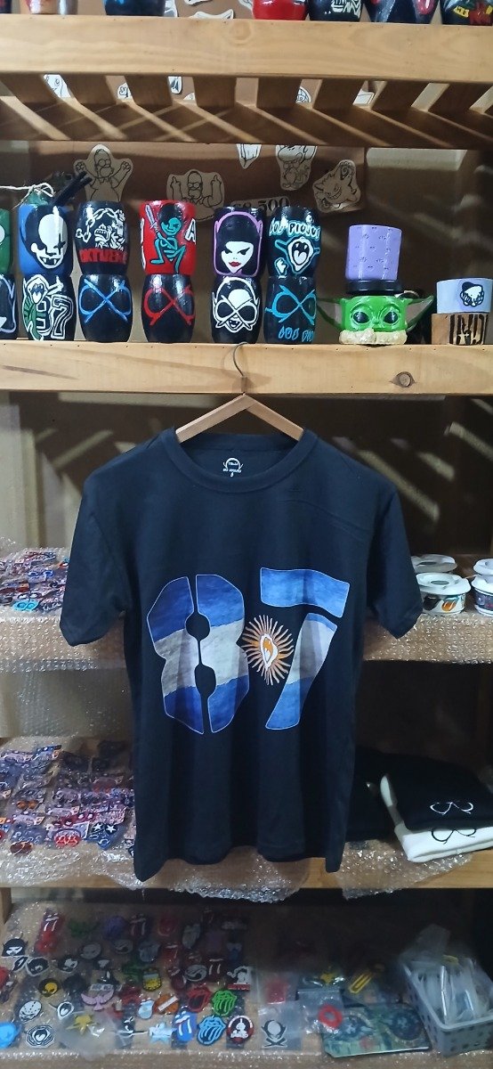 Producto - Remera los piojos 87 argentina