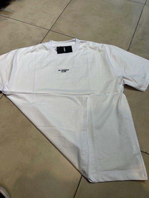 Producto - Remera Oversize Desert Club