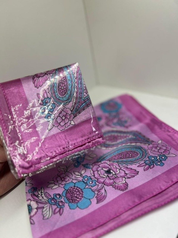 Producto - BANDANA DE SEDA XI