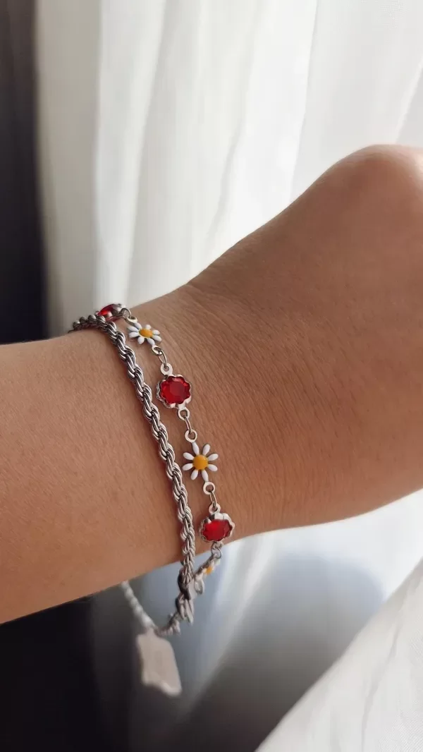 Producto - Pulsera doble margaritas y susanitos rojos Aq