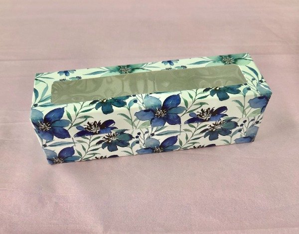 Producto - CAJA FLORES AZULES -COD. 1565 medida 20x6x6