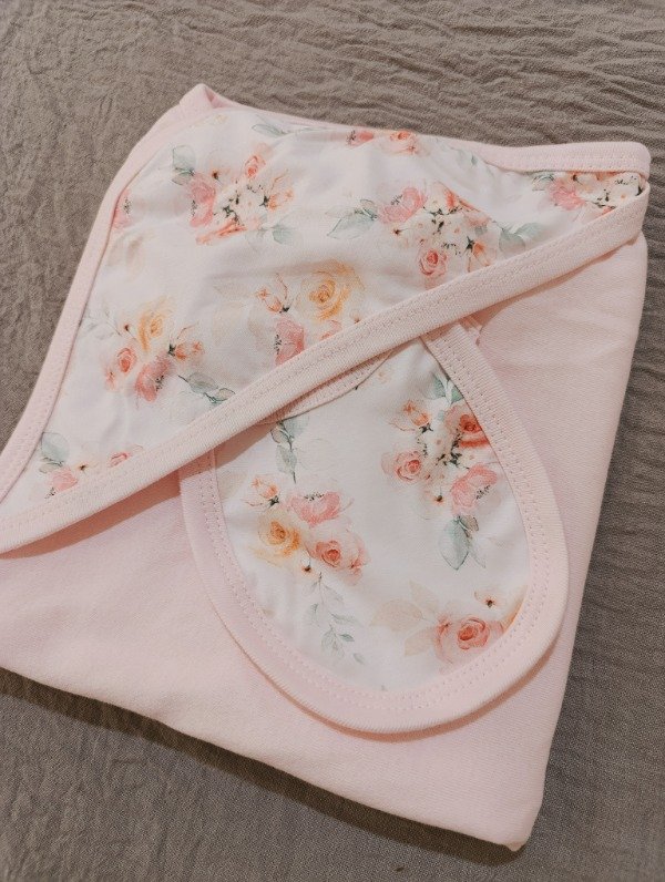 Producto - Manta recibidora con babero - Rosa