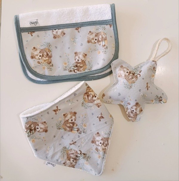 Producto - Babita babero y colgante - 2