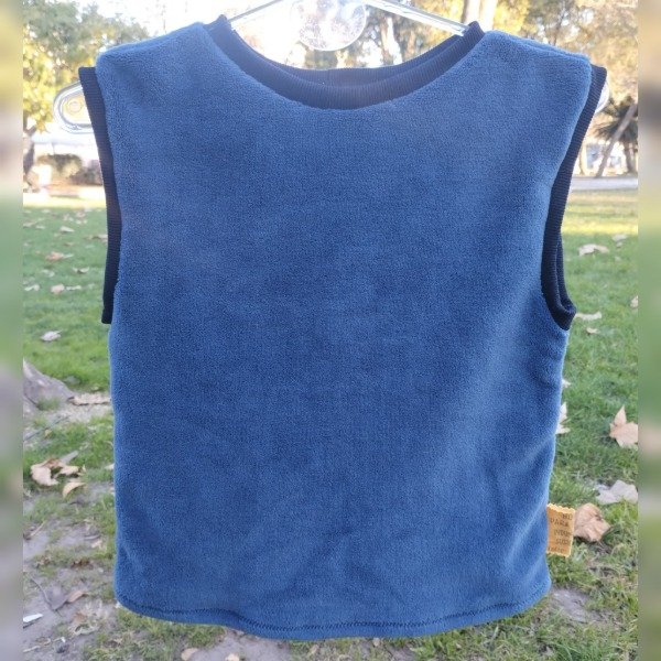 Producto - Chaleco de Polar Azul talle 6 años