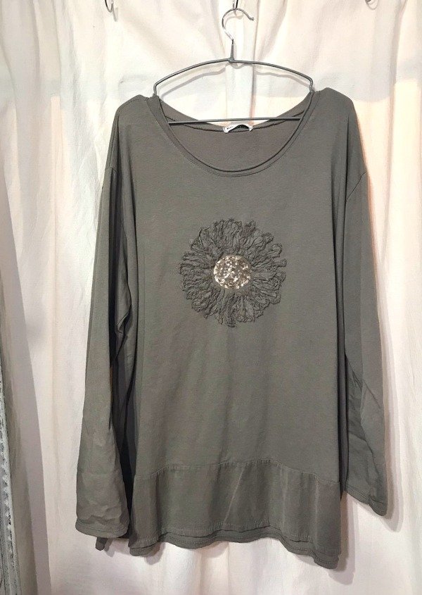 Producto - Buzo Flore