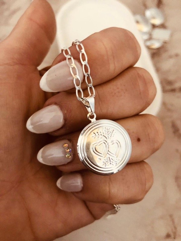 Producto - Relicario Redondo Love Plata 900
