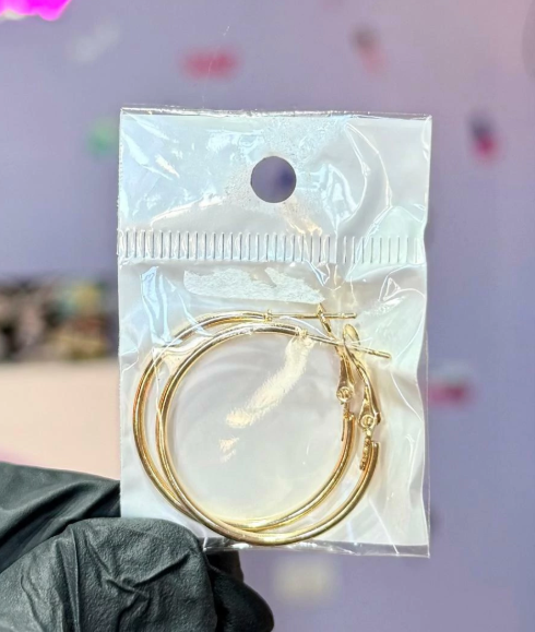 Producto - Aros argollas doradas medianas