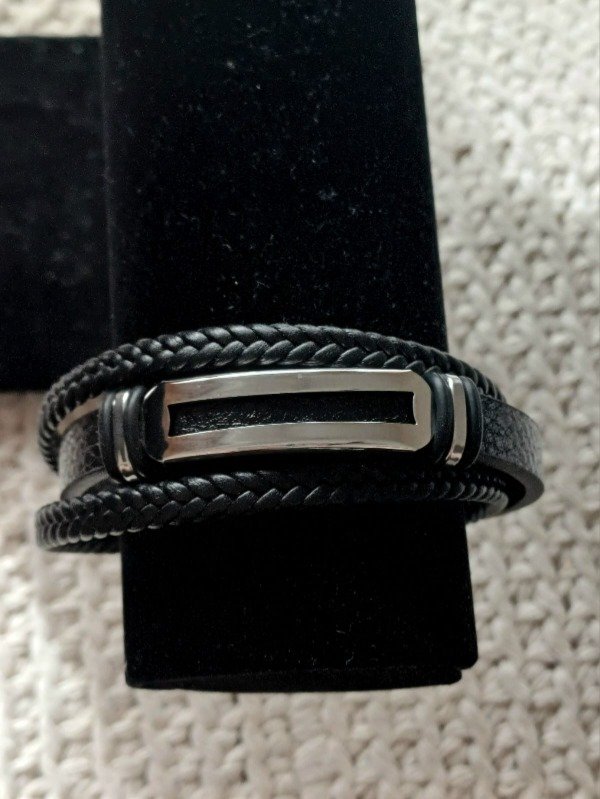 Producto - Pulsera cuero Kael