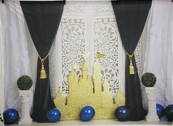 Producto - FONDO CASTILLO CORTINAS NENE CON FALLA IMPERCEPTIBLE B 200X150 C2