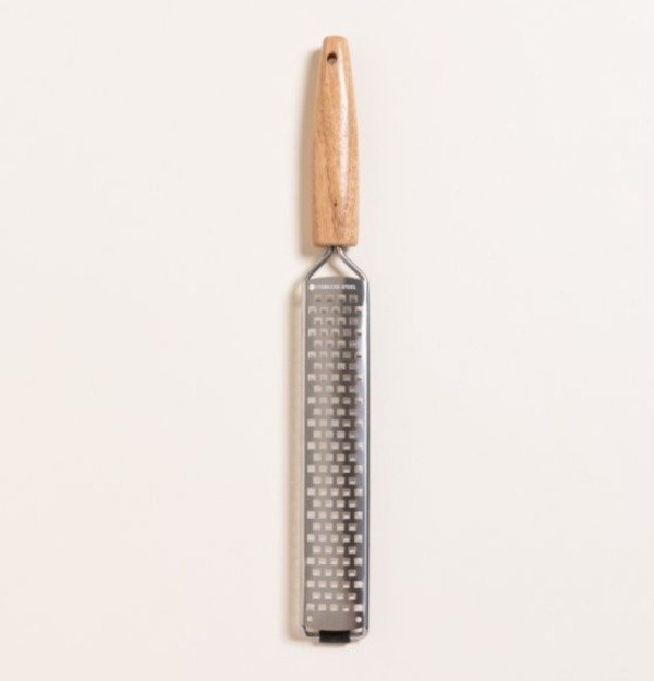 Producto - RALLADOR CON MANGO DE MADERA DE ACACIA 35 CM - 1