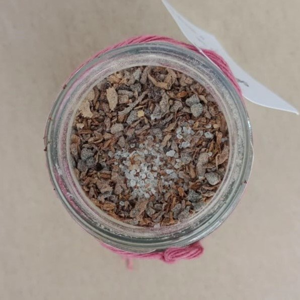 Producto - Sal con hongos de pino