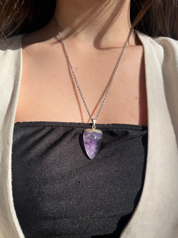 Producto - Punta de amatista con cadena de acero