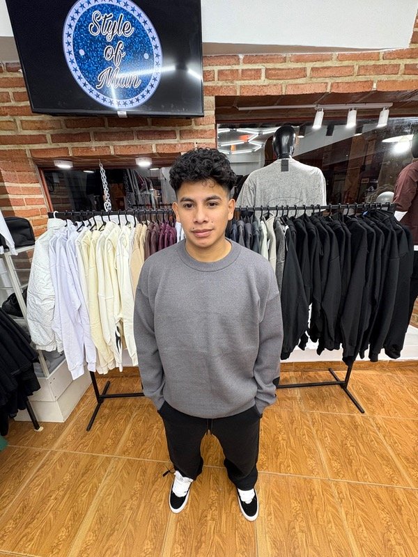 Producto - SWEATER GRIS