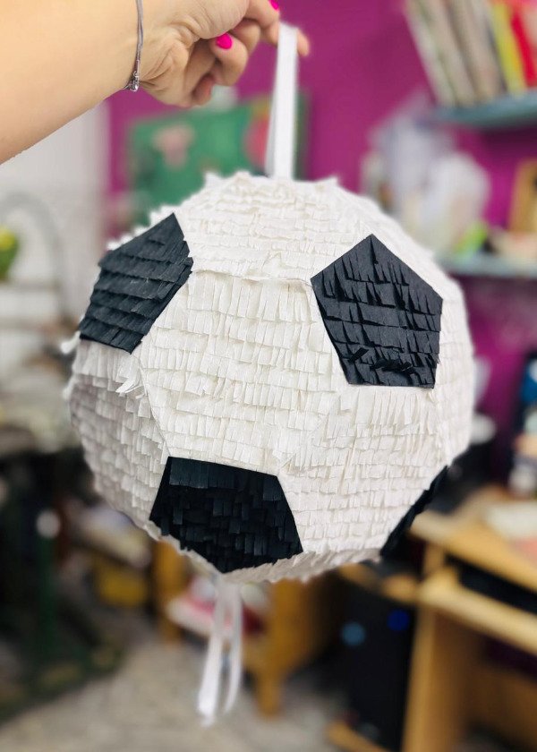 Producto - PIÑATA PELOTA DE FÚTBOL
