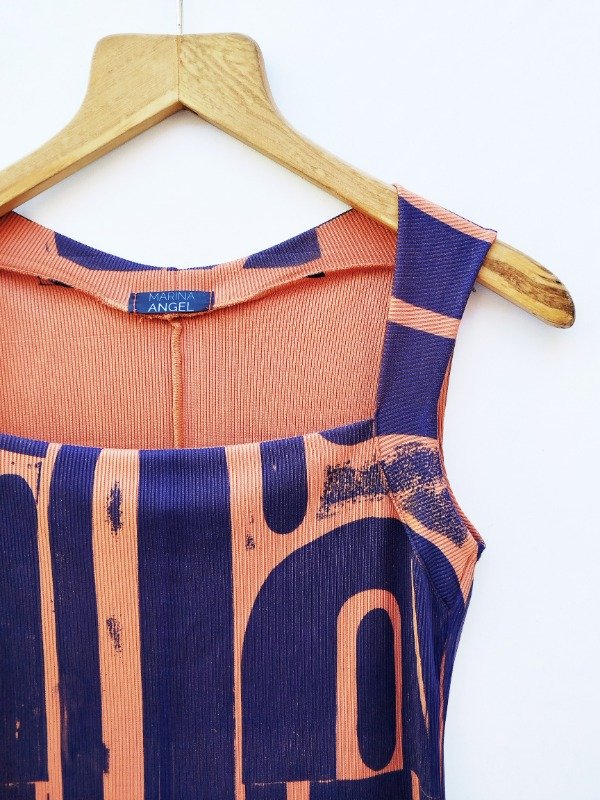 Producto - Musculosa Fusión - base caramelo estampa Sendero-