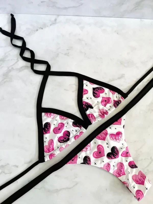 BK CORA ESTAMPADA - AMOUR FIRE CON NEGRO