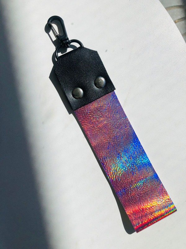 Producto - Llavero correa - Rosa holográfico