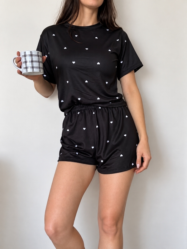 Producto - Conjunto corazones negro [MANGA CORTA] modal soft