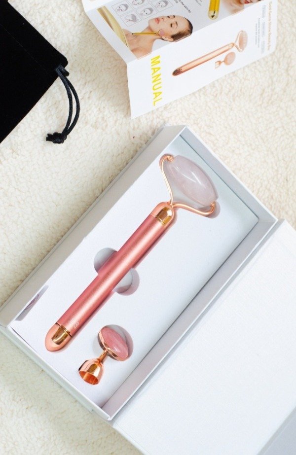 Producto - Rodillo Facial de Cuarzo Rosa con Vibración - 2 Cabezales