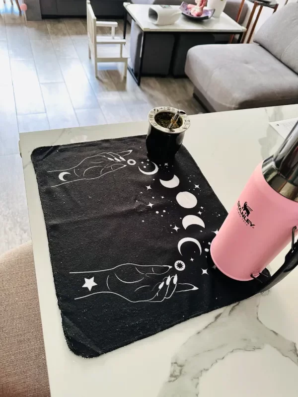 Producto - Repasador/Individual Manos y luna