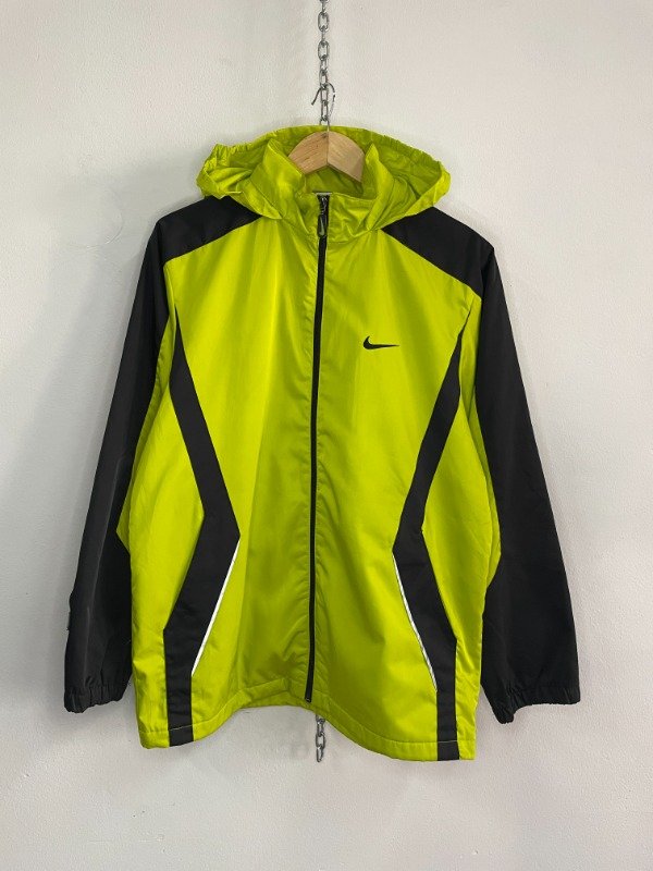 Producto - Campera Nike