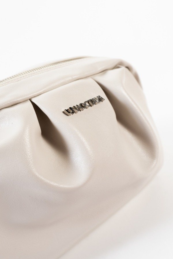 Producto - Ella Baila Sola - Clutch off white