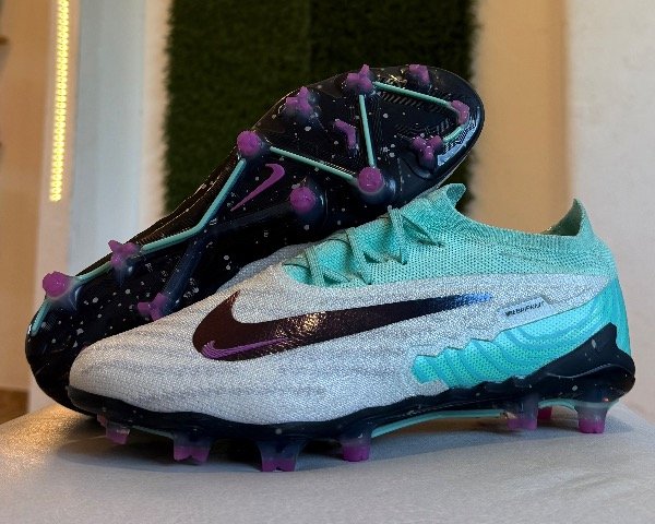 Producto - NIKE PHANTOM GX verde violeta