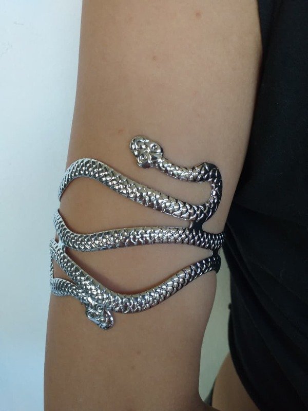 Producto - Brazalete Serpiente Acero